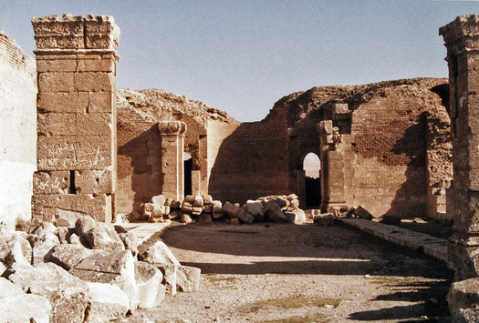 Vorschaubild Mschatta, Blick in die basilikale Halle